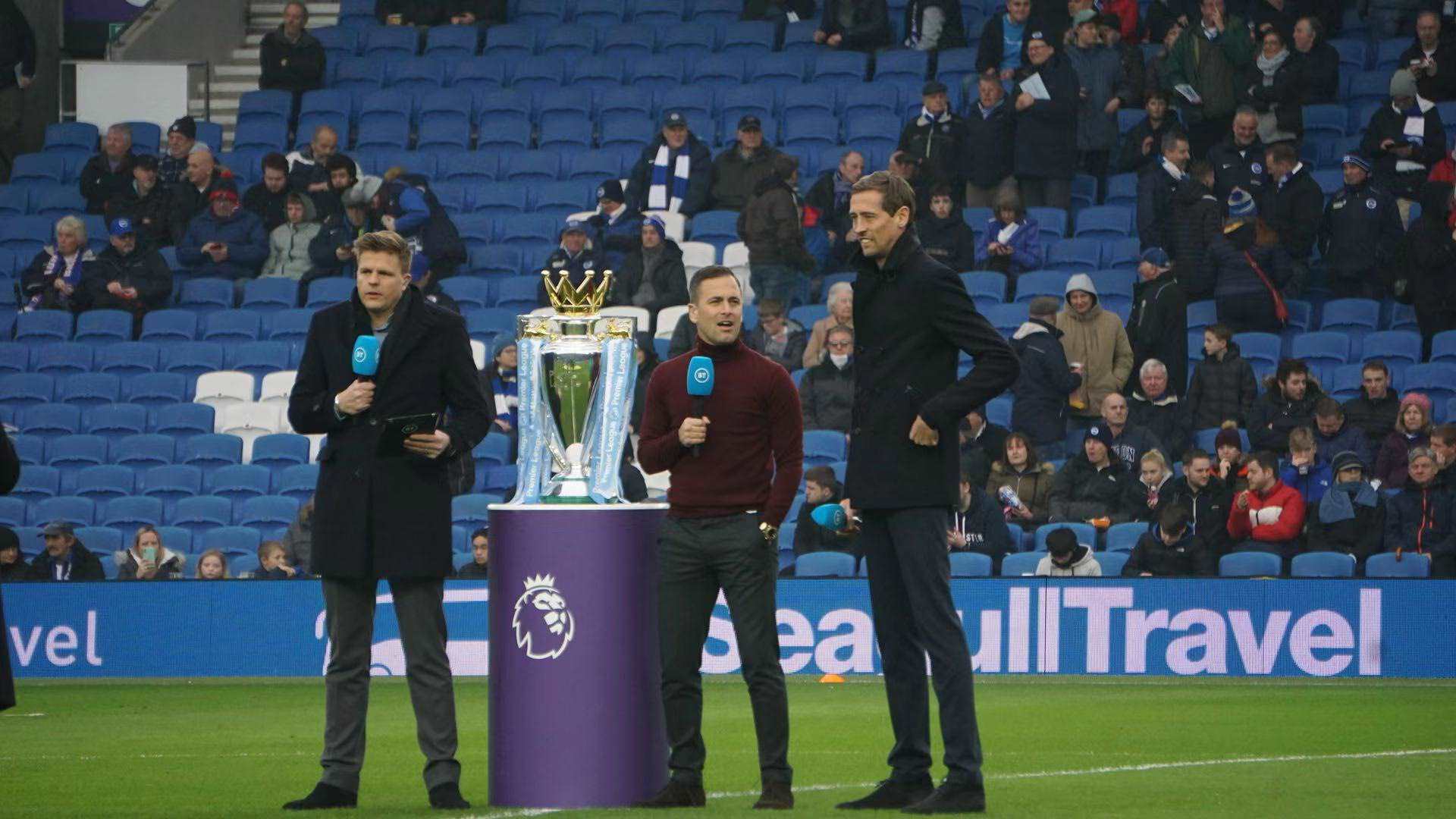 但凭借顽强 但凭借顽强