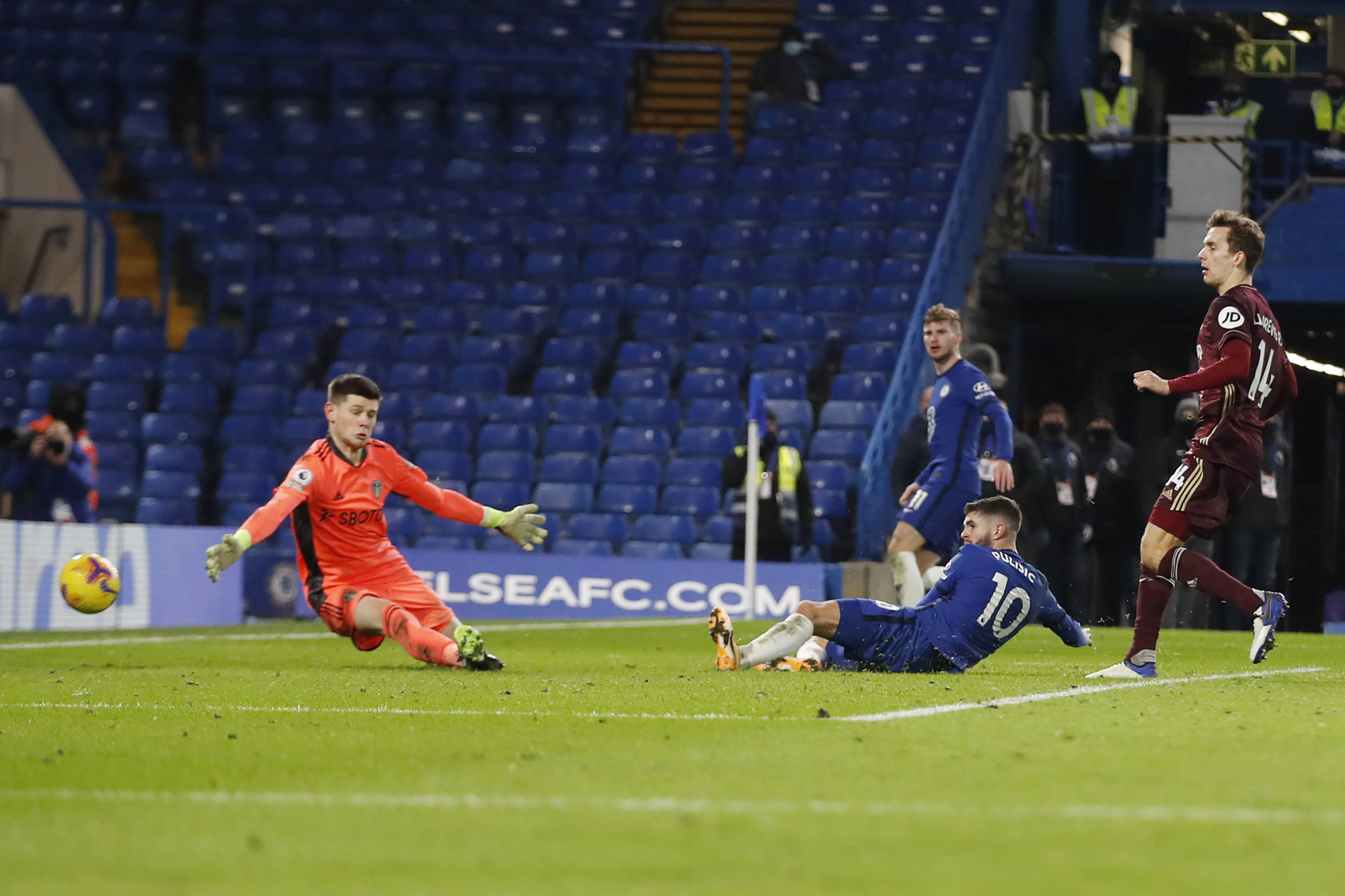 王曼昱4-1击败蒯曼，与孙颖莎会师乒乓球亚洲杯女单决赛.