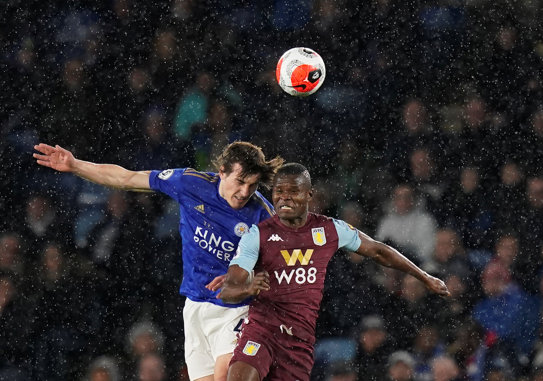 阿伦表现出 阿伦表现出